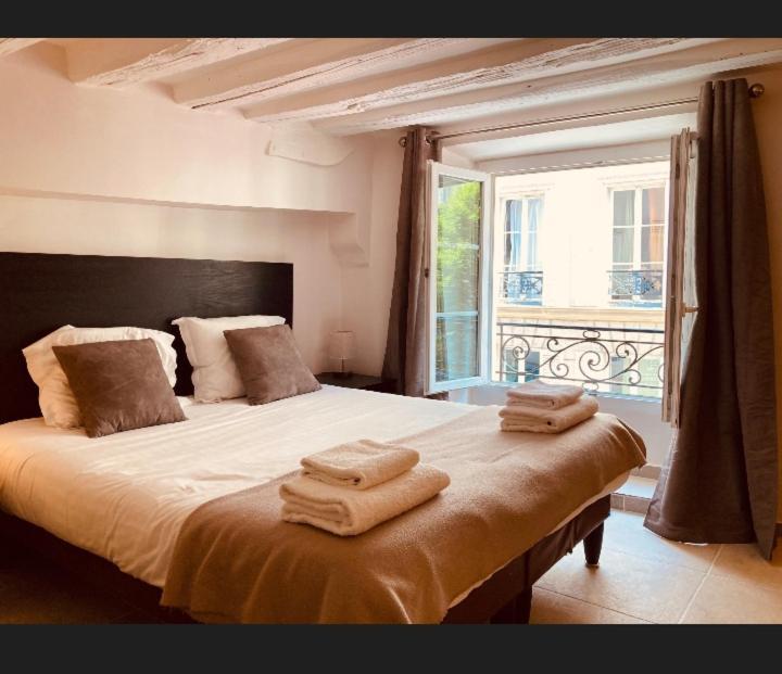 Apartamento Rivoli Vieille Du Temple With Ac París Habitación foto